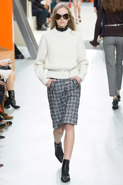 Look 20